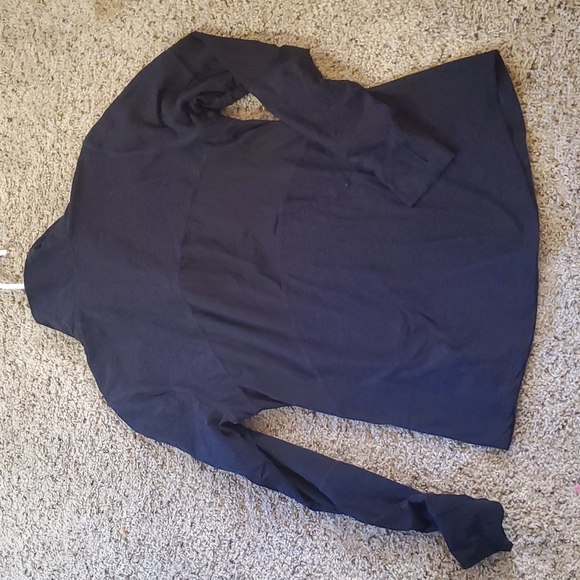 🪩 DISCO DEALS LAYER 8 DARK HEATHERD GRAY & BLACK WORKOUT LONG SLEEVE SHIRT - Picture 3 of 4